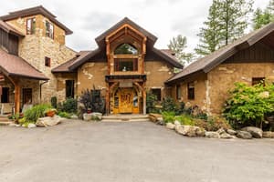 thumbnail: Exterior