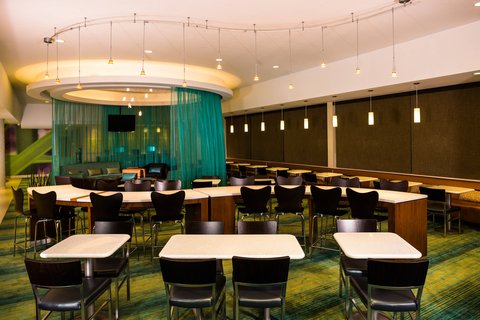 Breakfast Dining Area