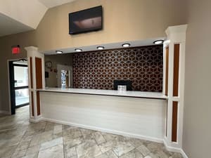 thumbnail: Breakfast area
