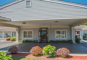 thumbnail: Front of property