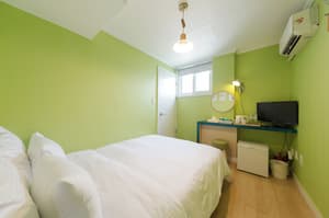 thumbnail: Room