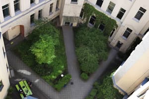 thumbnail: Courtyard