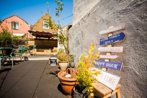 thumbnail: Terrace/patio