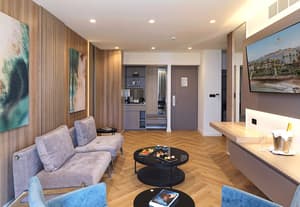 thumbnail: Interior