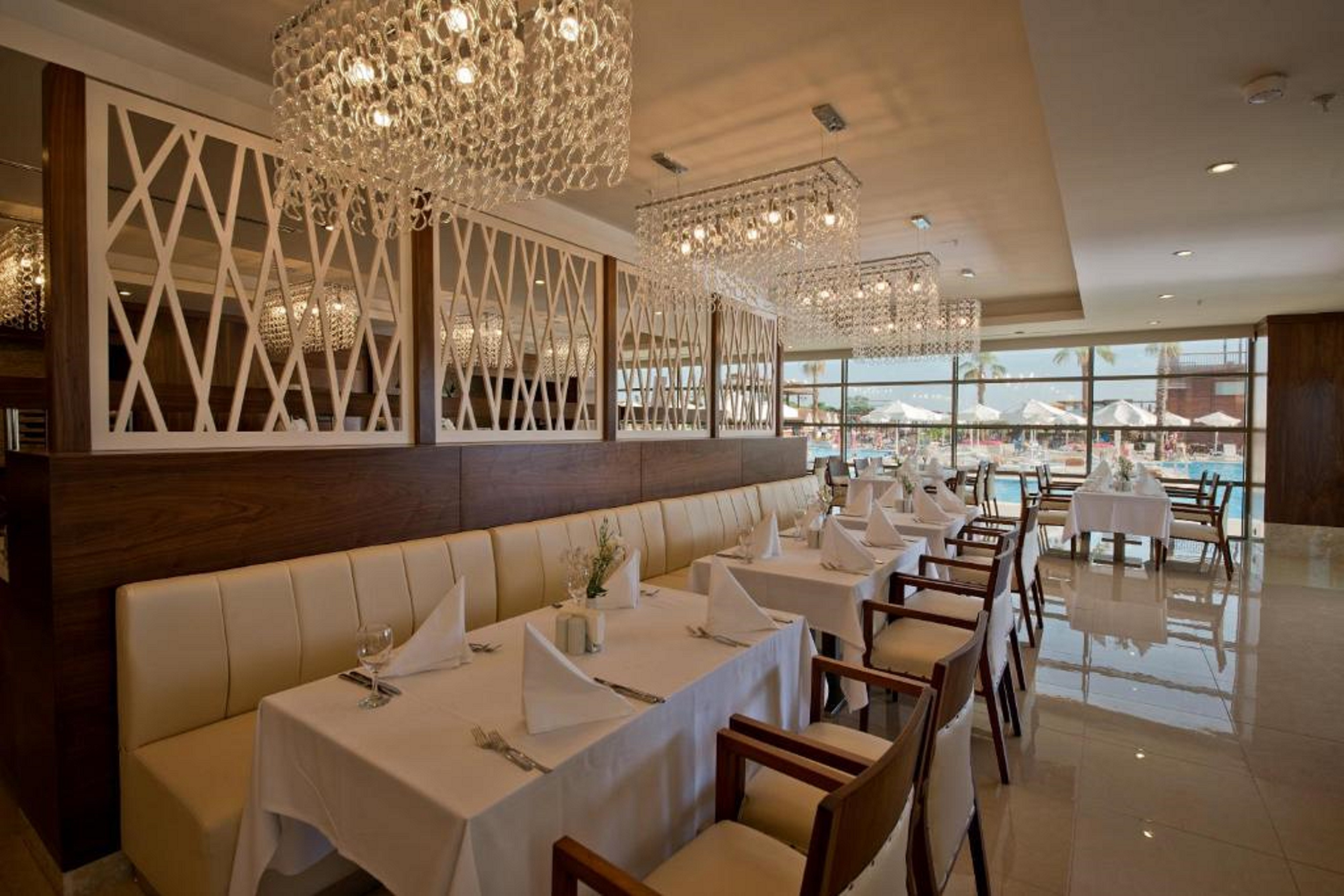 Restaurant-cafeteria