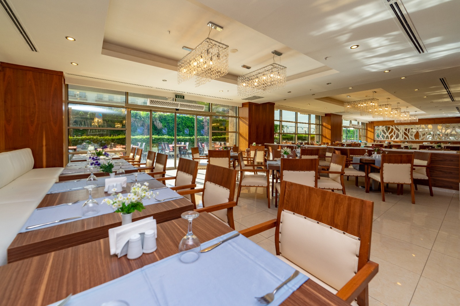 Restaurant-cafeteria