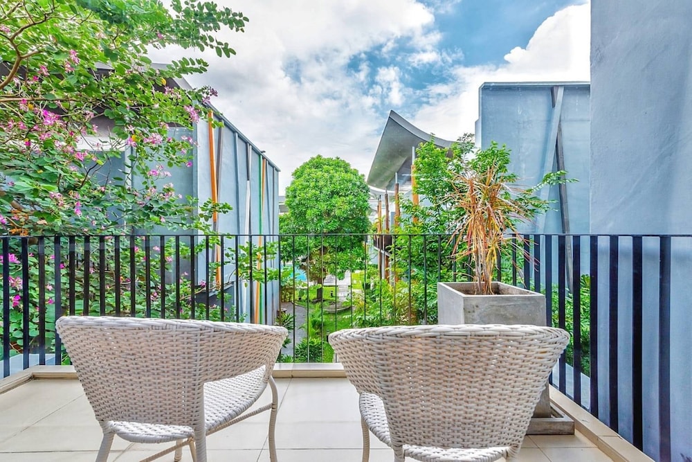 Courtyard view