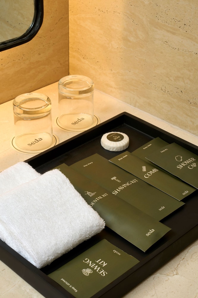 Bathroom amenities