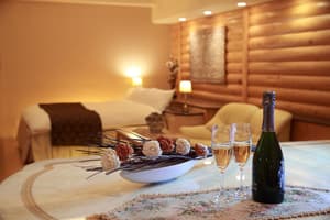 thumbnail: Room service - dining