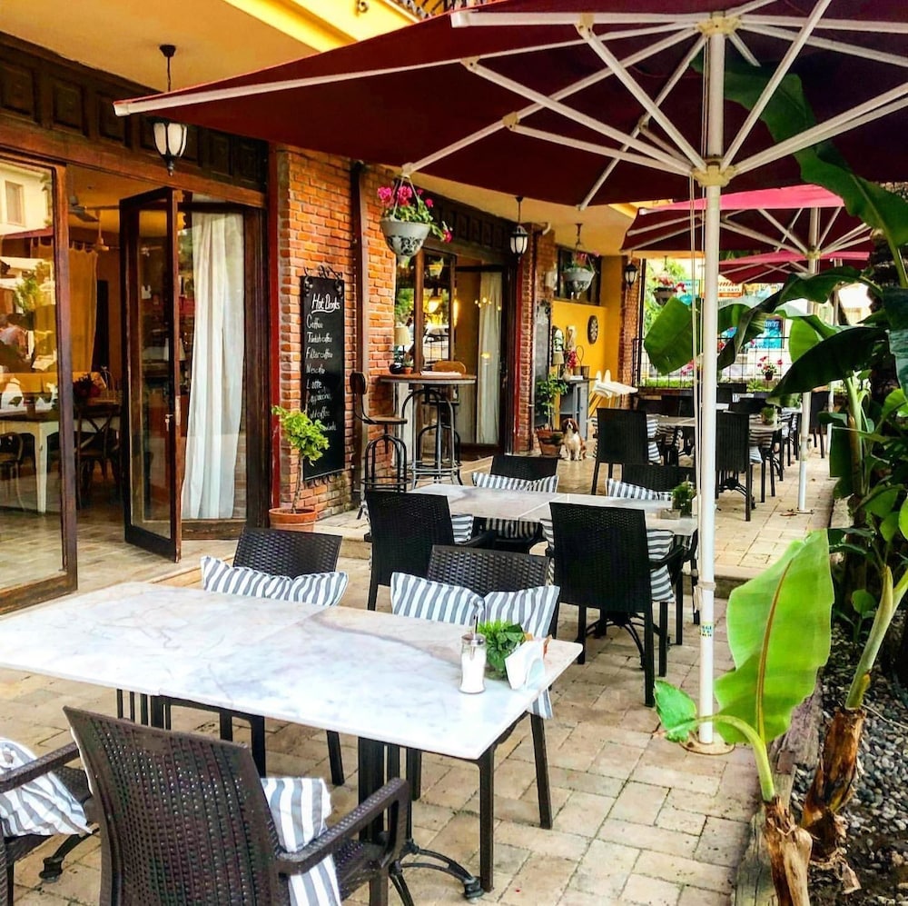 Restaurant-cafeteria