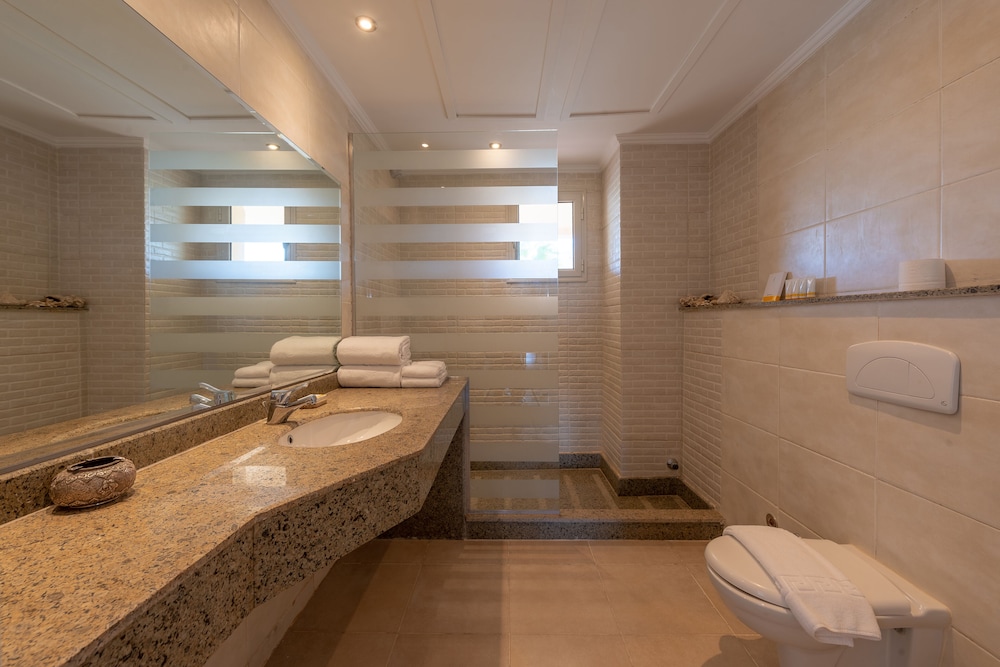 Swimming pool-spa