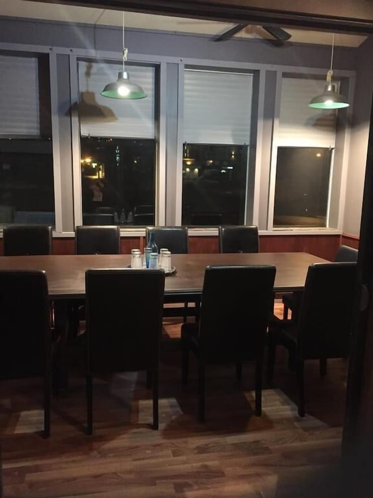 Restaurant-cafeteria