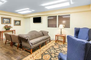 thumbnail: Business center