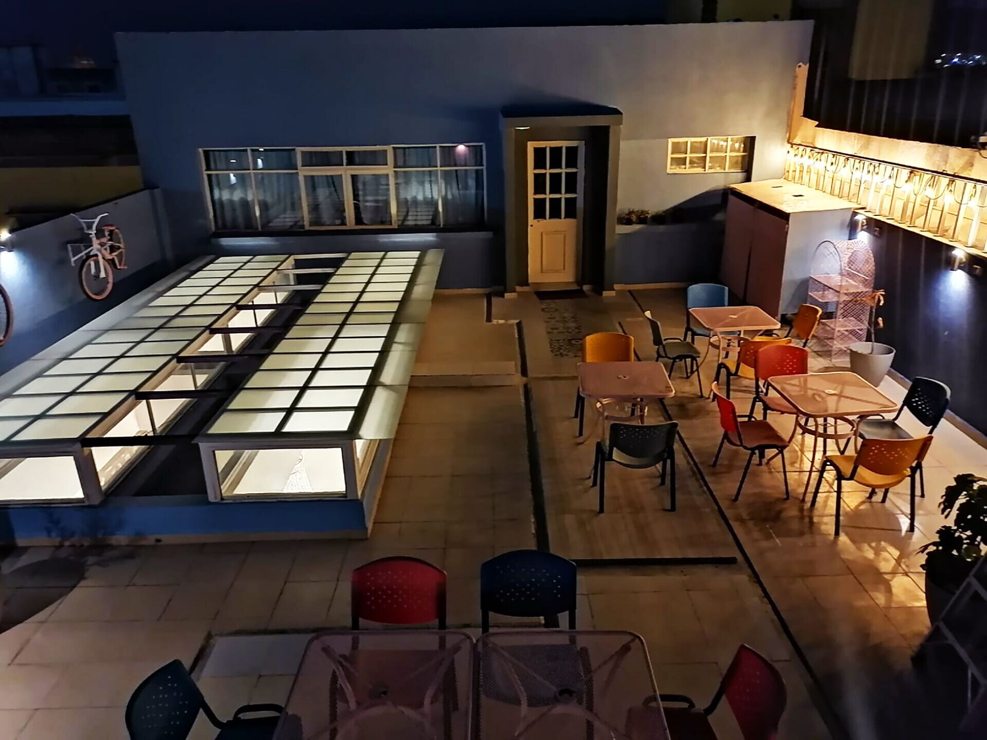 Restaurant-cafeteria