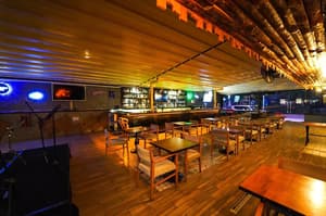 thumbnail: Restaurant