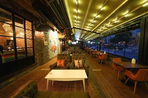 thumbnail: Restaurant