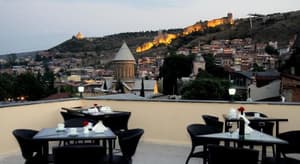 thumbnail: Outdoor dining