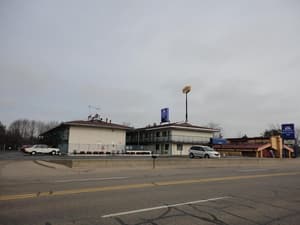 thumbnail: Exterior