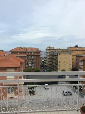 thumbnail: Balcony