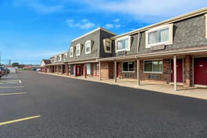 thumbnail: Exterior