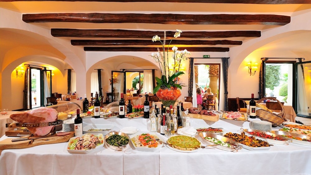 Restaurant-cafeteria