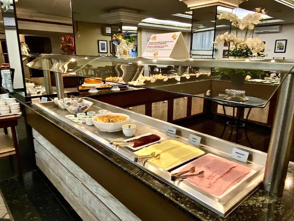 Restaurant-cafeteria