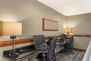 thumbnail: Business center