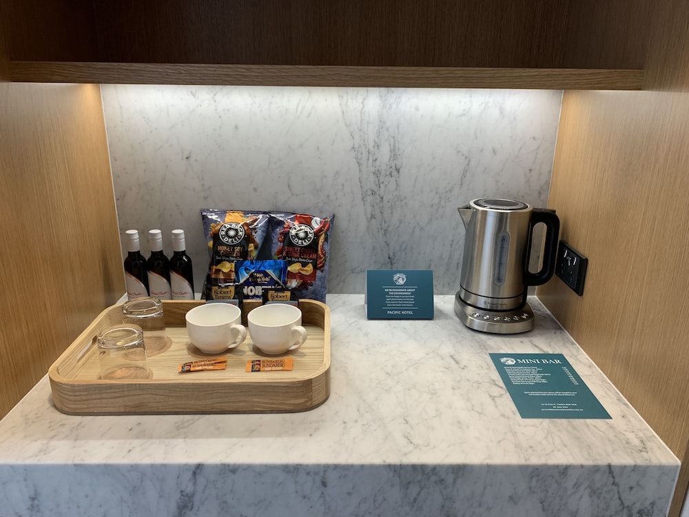Minibar