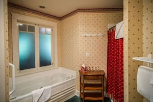 thumbnail: Bathroom