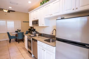 thumbnail: Private kitchenette