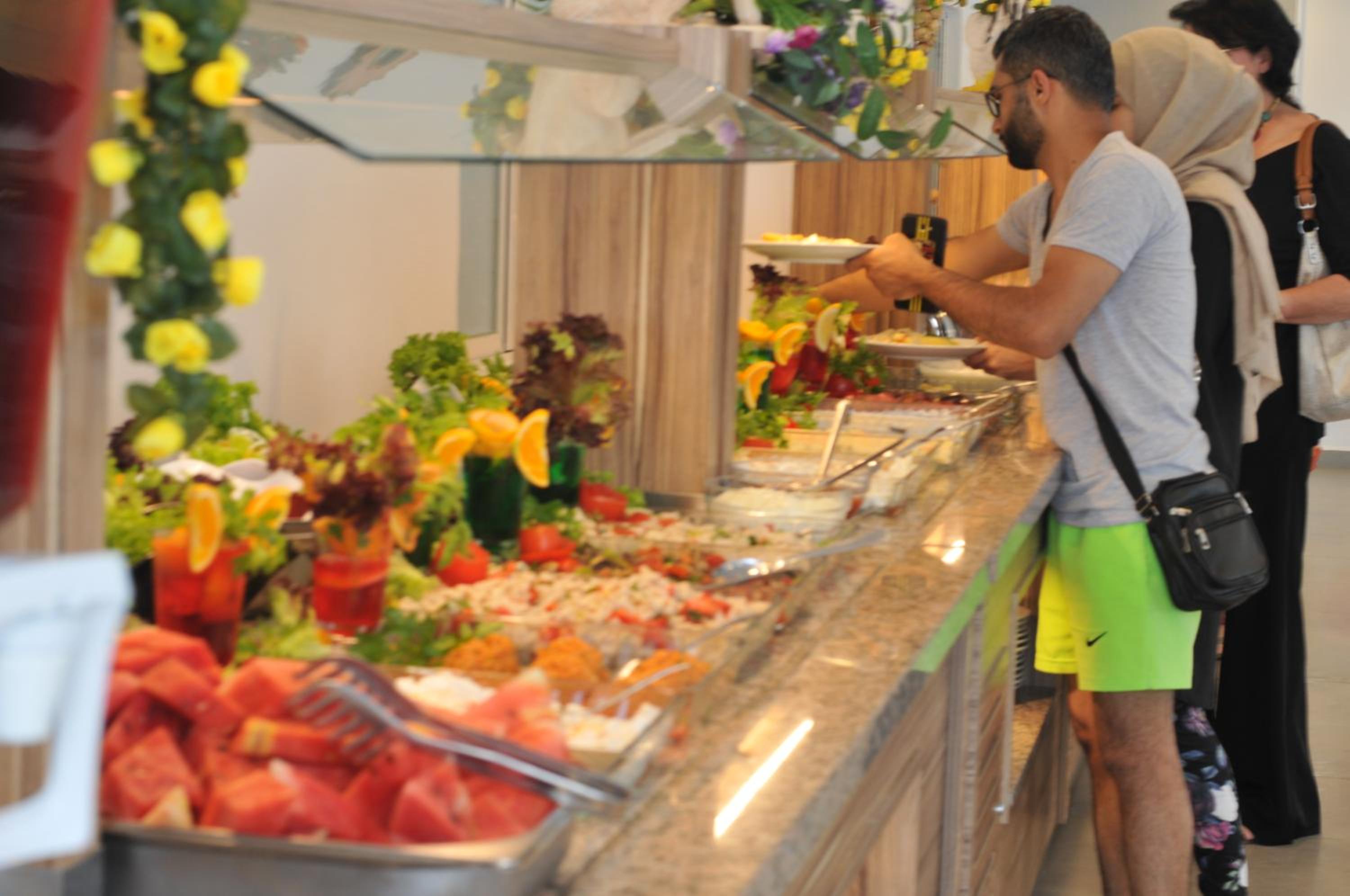 Restaurant-cafeteria
