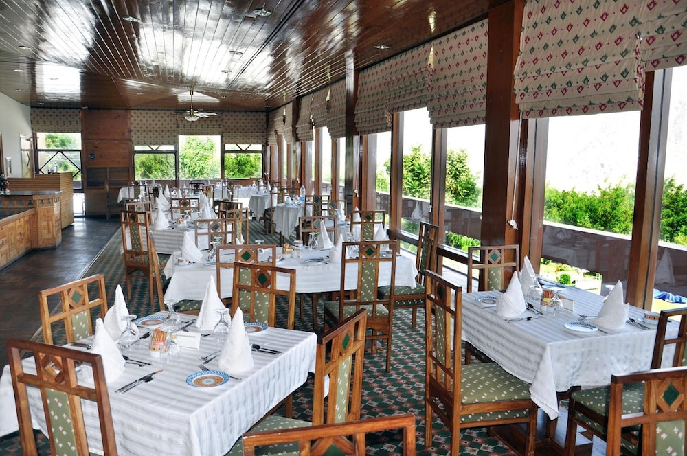 Restaurant-cafeteria