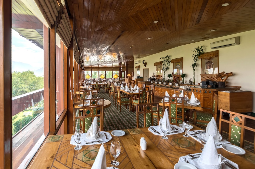Restaurant-cafeteria