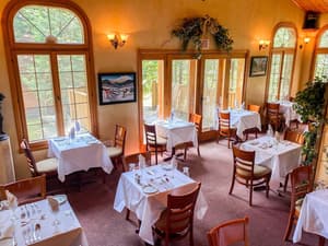 thumbnail: Restaurant