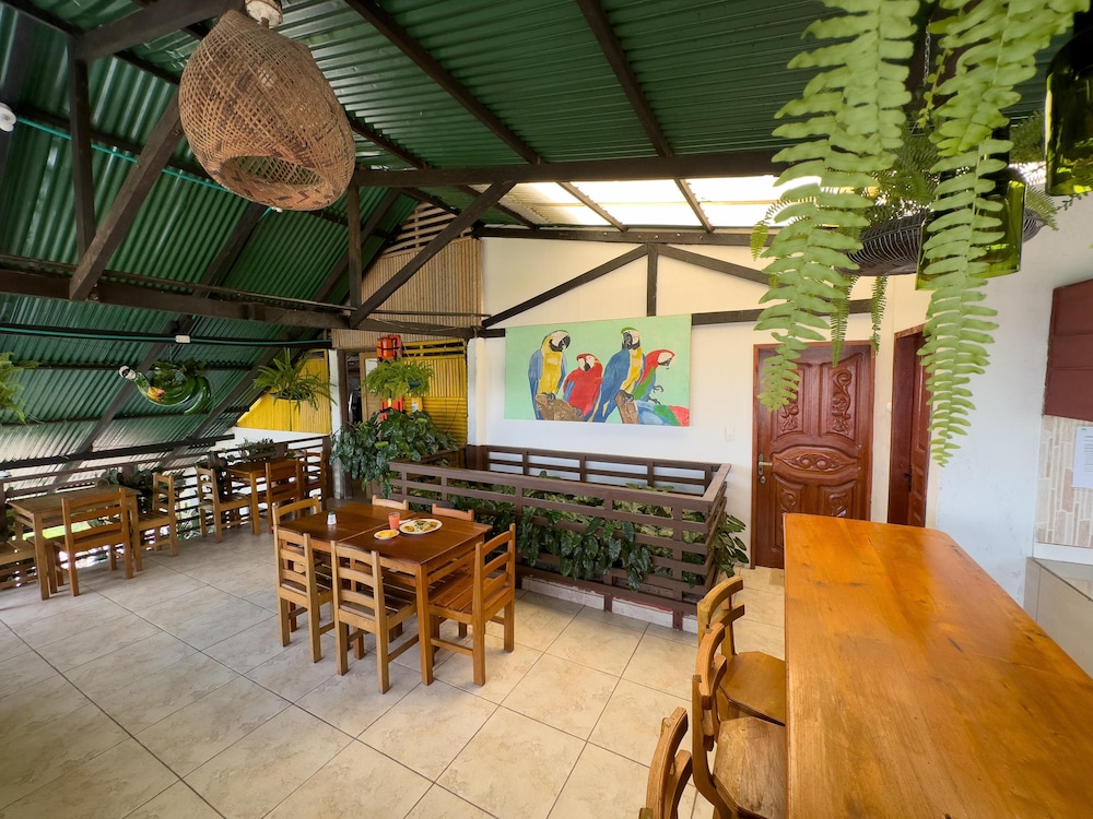 Restaurant-cafeteria