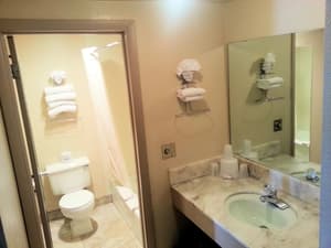 thumbnail: Bathroom