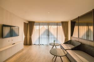 thumbnail: Living area