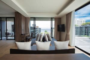 thumbnail: Living area