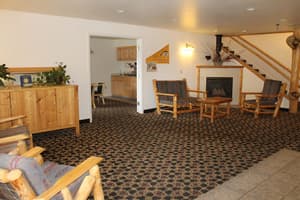 thumbnail: Interior entrance