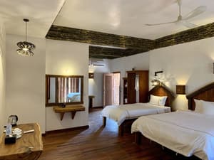 thumbnail: Room