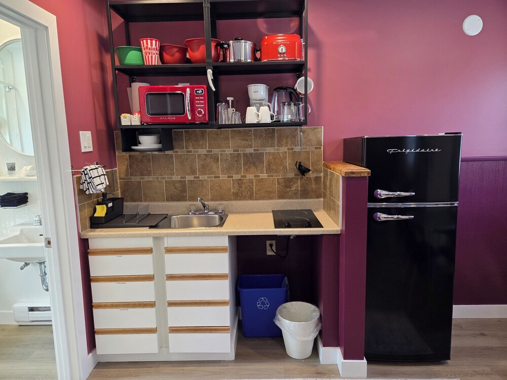 Private kitchenette