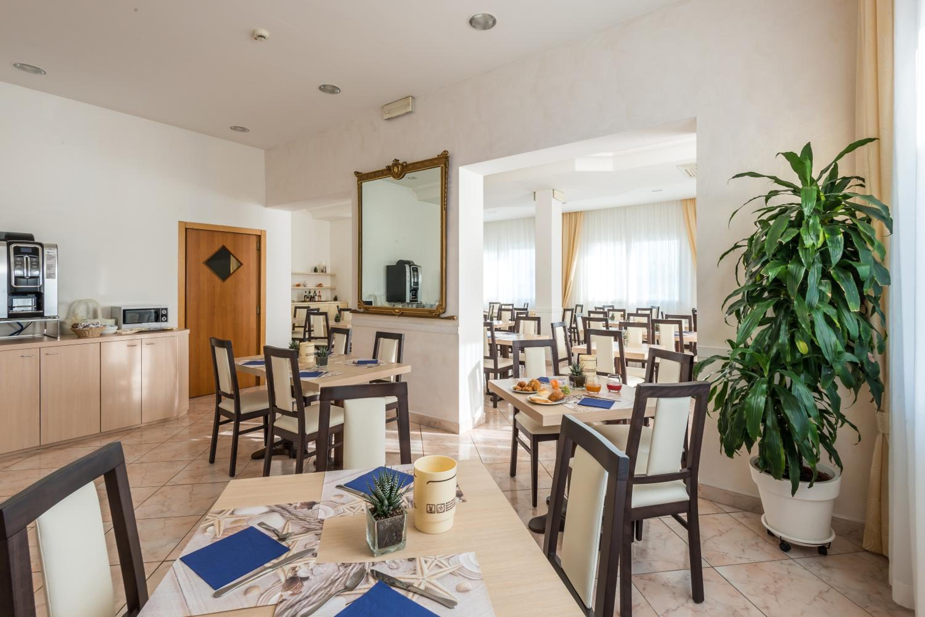 Restaurant-cafeteria