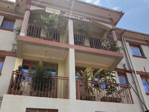 thumbnail: Exterior