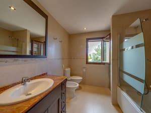 thumbnail: Bathroom