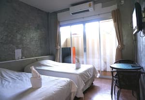 thumbnail: Living area