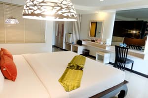 thumbnail: Room