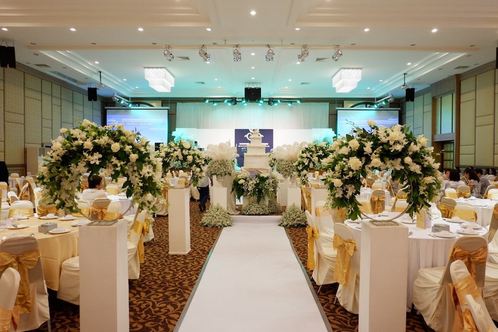 Reception hall
