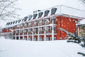 thumbnail: Exterior