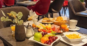 thumbnail: Breakfast area