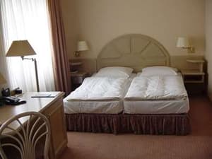 thumbnail: Guest Room,On-Site